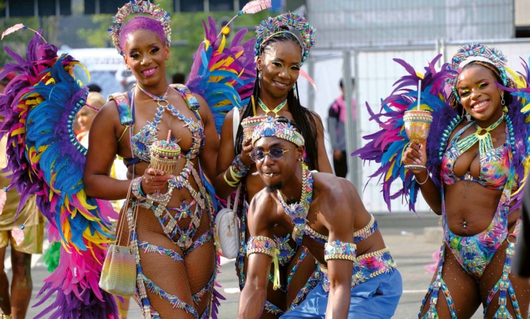 Kleurrijke en actievolle parades – Een lust voor het oog