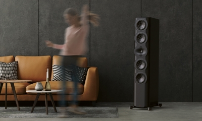 Perlisten_S7t_V4_in scene_dancing