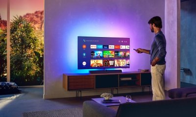 Philips-65OLED936-lifestyle