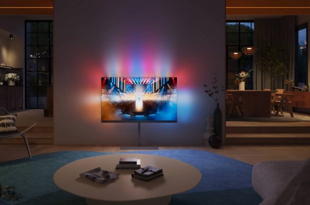 Philips-65OLED959-lifestyle