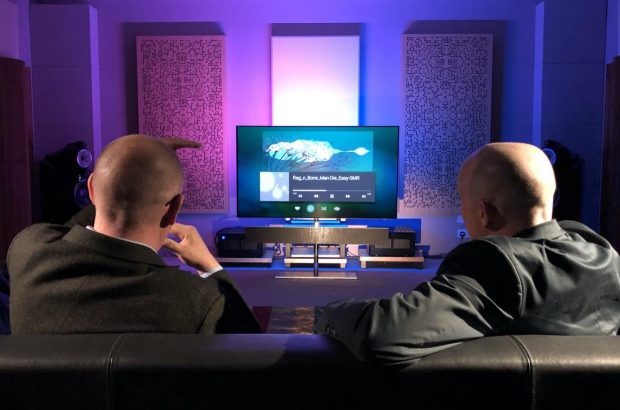 Philips Bowers Wilkins video