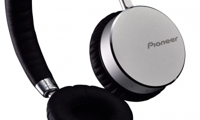 Pioneer SE-MJ561BT