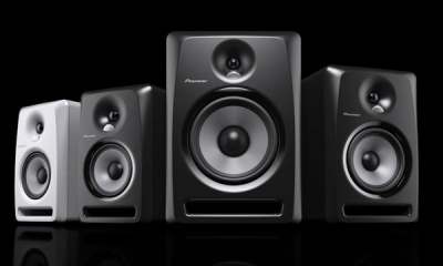 Pioneer-dj-monitor-speakers