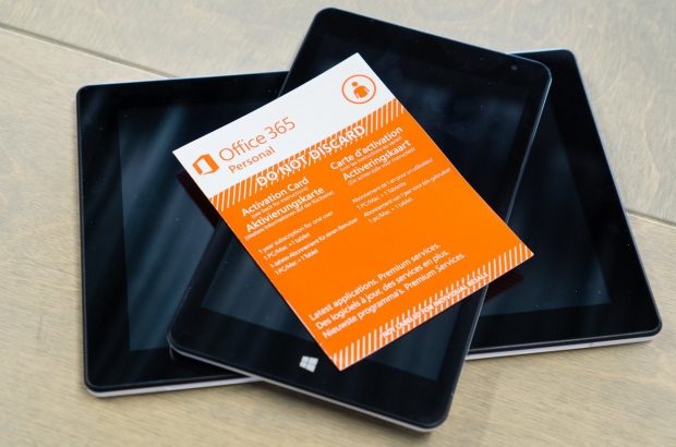 Point-of-view-Mobii-WinTab-review-office