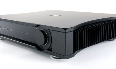 Rega Aethos_OFFSIDE LOW WIDE