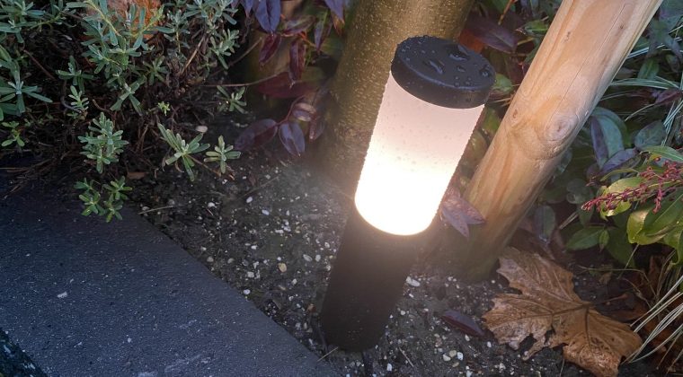 Review Innr outdoor pedestal 1