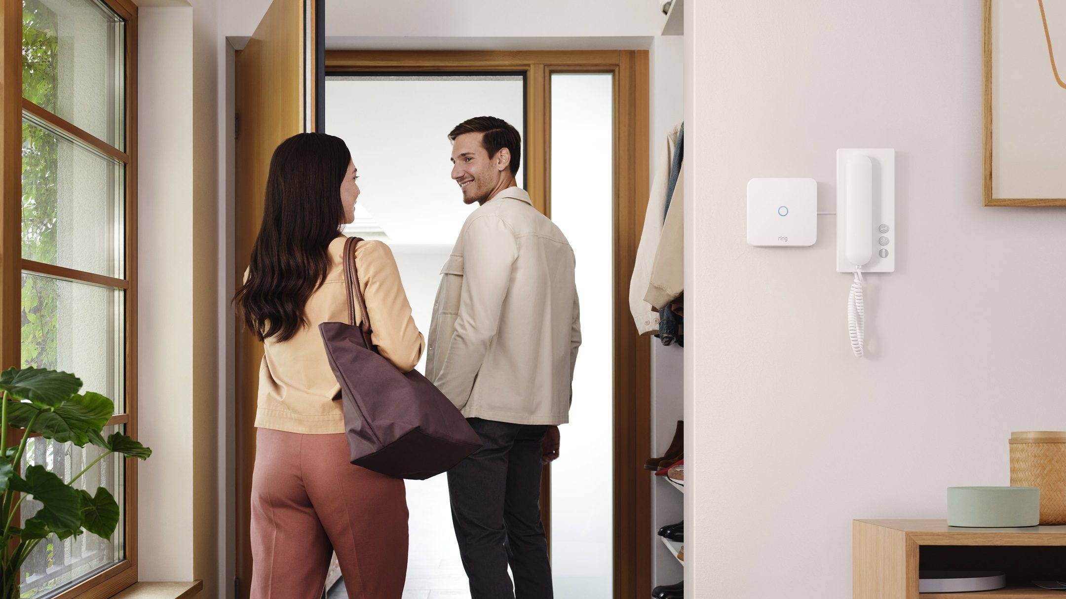 Citofono più intelligente con Ring Intercom Audio in offerta al 20 Citofono più intelligente con Ring Intercom Audio in offerta al 20
