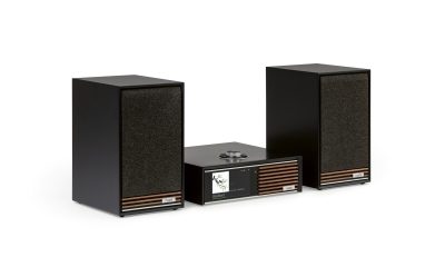 2024-07-24 R610 Sabre-R-593 Black Angle Grill