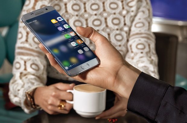 Samsung Galaxy S7 Edge b