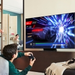 Samsung-QE65S90F-lifestyle