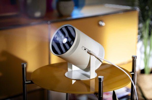 Samsung The Freestyle projector