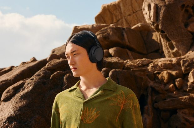 Sennheiser Accentum Wireless