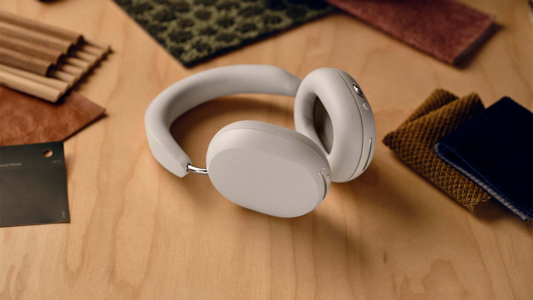 Bang & Olufsen - Iconic U-70 Jacob Jensen Hoofdtelefoon - online Bang & Olufsen - Iconic U-70 Jacob Jensen Hoofdtelefoon - online