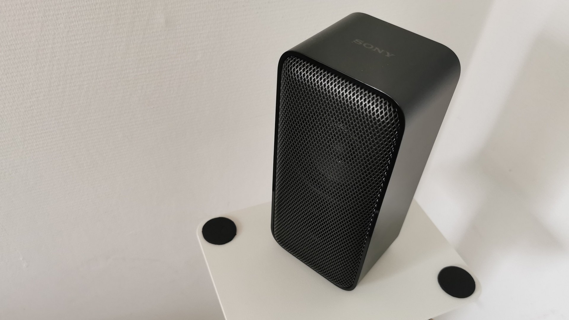 Review: Sony HT-S40R soundbar - Een ongewone aanpak | FWD