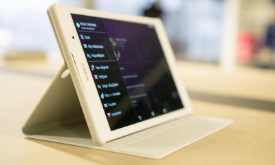 Sony-Xperia-Z3-Tablet-Compact-review-hoes