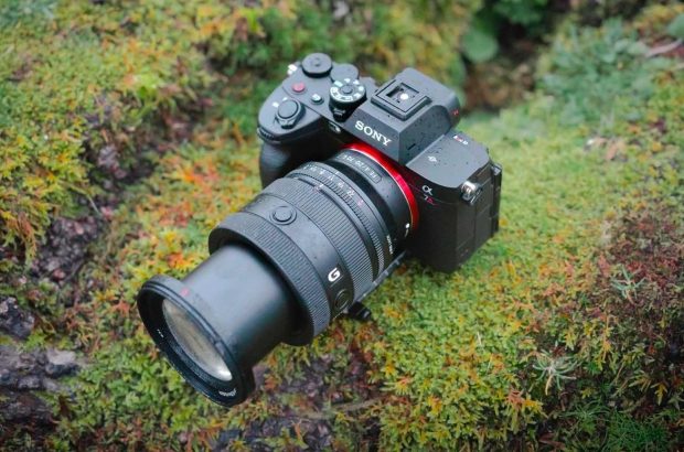 Sony ultra-wide FE 20-70mm F4 G lens