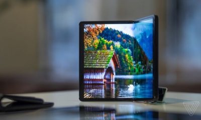TCL opvouwbare telefoon (1)