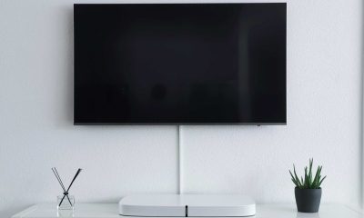 Clean TV screen