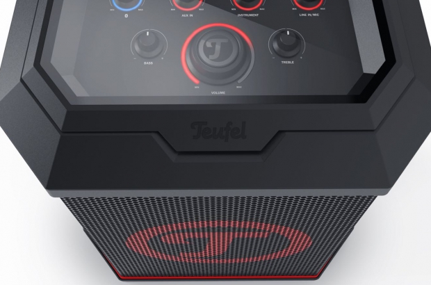 Teufel-Rockster-Air-1