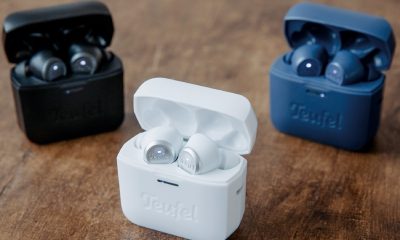 Teufel_airy-tws-white-black-blue-environment-36A7330