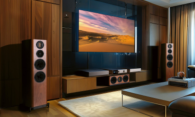 Wharfedale EVO 5.4_C&9000 Walnut Lifestyle_R1
