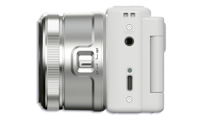 YASHICA City 200 White2