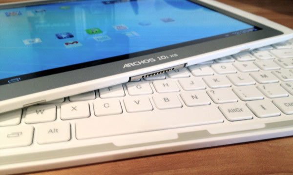 Review Archos 101 Xs Met Coverboard Keyboard Fwd