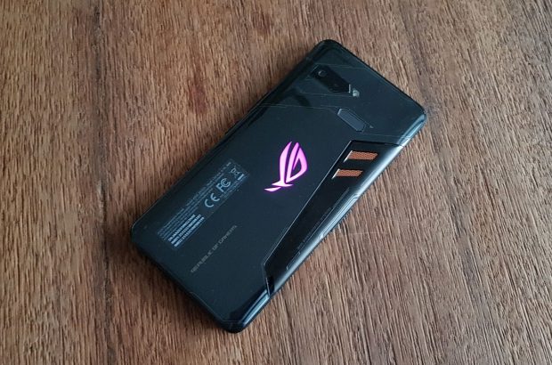 asus-rog-phone-foto-10