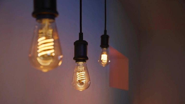 Ideaal Teleurgesteld uit Slimme lampen: alles over kleurtemperatuur en design | FWD