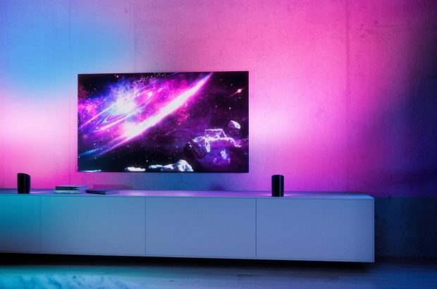 hue play wall washer-still wider illumination