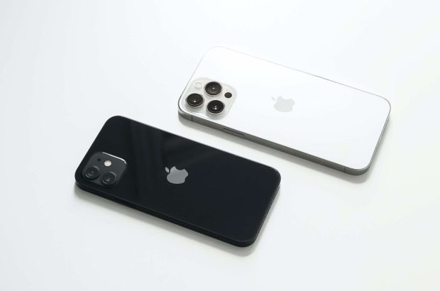 iPhone 12 vs 13