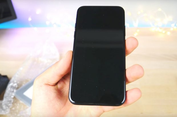 iPhone 8 dummy uit filmpje techradar