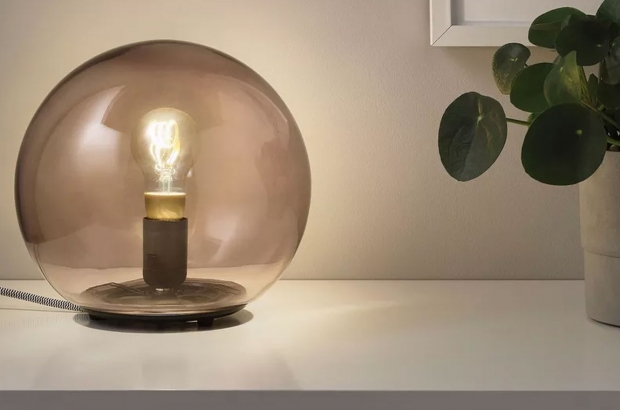 de eerste decoratieve lamp van Ikea met E27-fitting FWD