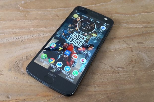 motorola-moto-z2-force-foto-6