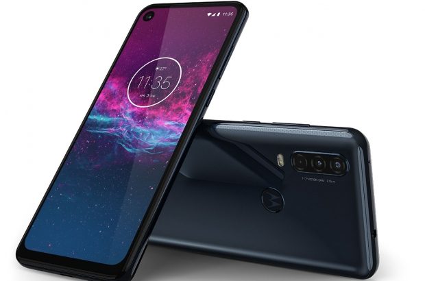 motorola-one-action-1