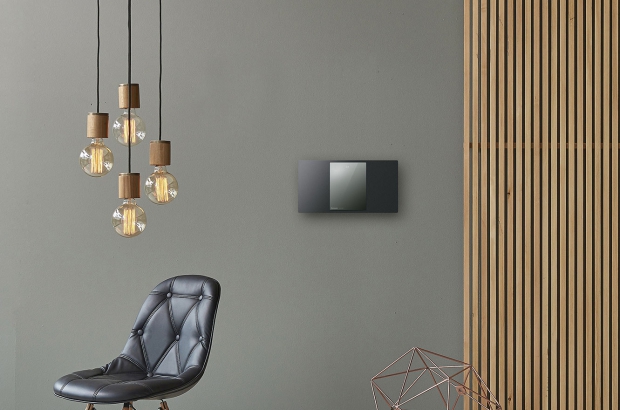 panasonic-hc1040-luidspreker