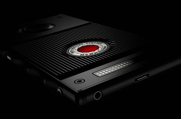 red-holografische-smartphone