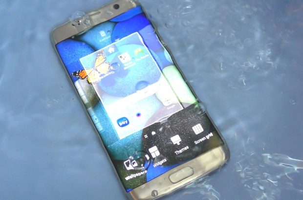samsung-galaxy-s7-efge-waterproof