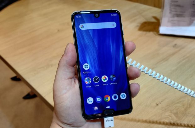 sharp-aquos-r3-ifa-2019-foto-4