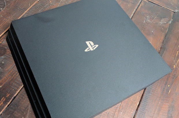 sony-playstation-4-pro-foto-6