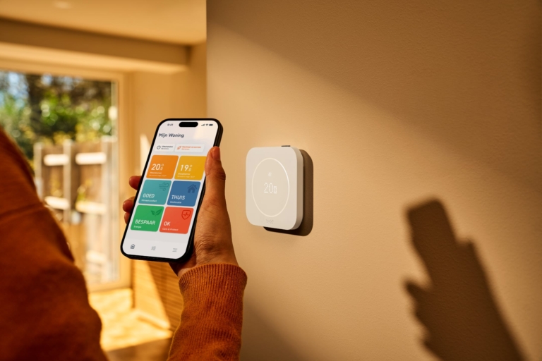 tado° maakt zijn thermostaat half zo dik