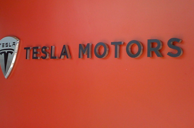 tesla-motoros