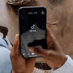tiktok-smartphone-pexels