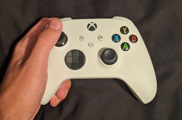 xbox-series-s-controller-1