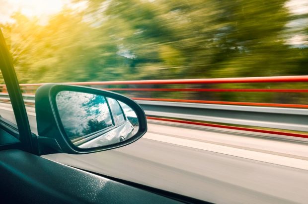 zijspiegel stock auto